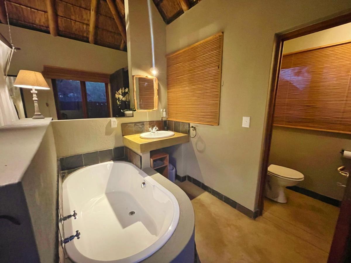 10 Raptors Lodge Hoedspruit Extérieur photo