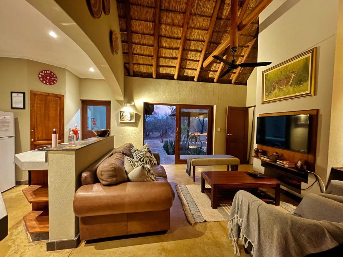 10 Raptors Lodge Hoedspruit Extérieur photo