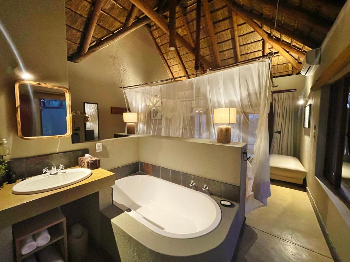 10 Raptors Lodge Hoedspruit Extérieur photo